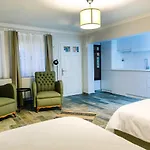 Hotell Avlu Tophane *