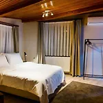 Avlu Tophane Hotell *